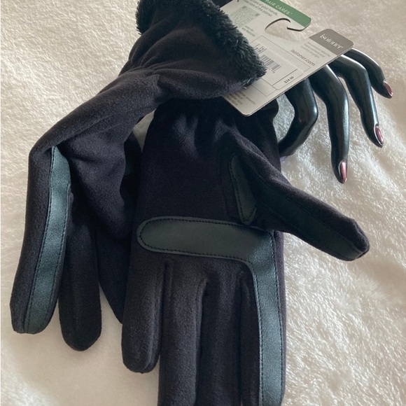 Isotoner Eco Smart Repels Rain Sniw Gloves - Picture 2 of 6